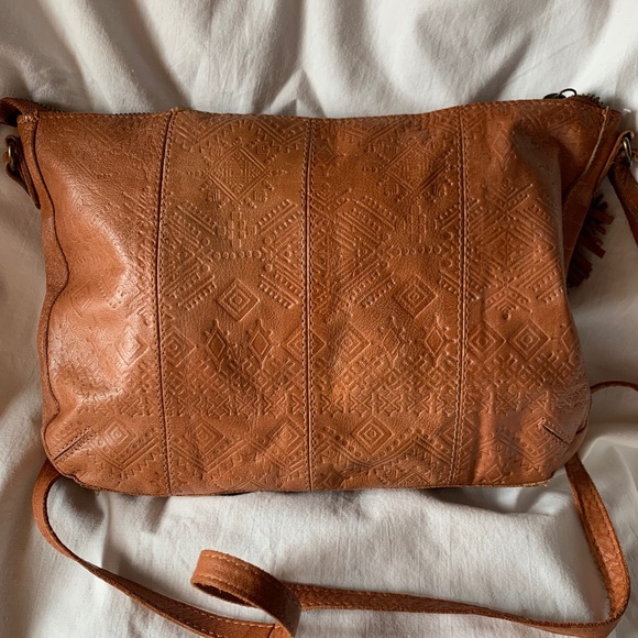 Day & Mood (Anthropologie) 'Carla' embossed leather crossbody bag/purse - Picture 4 of 8